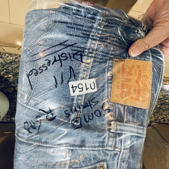 Levis 505 Jeans Mens 32x32 Blue Medium Wash Regular Fit Straight Denim Pants - Picture 13 of 13